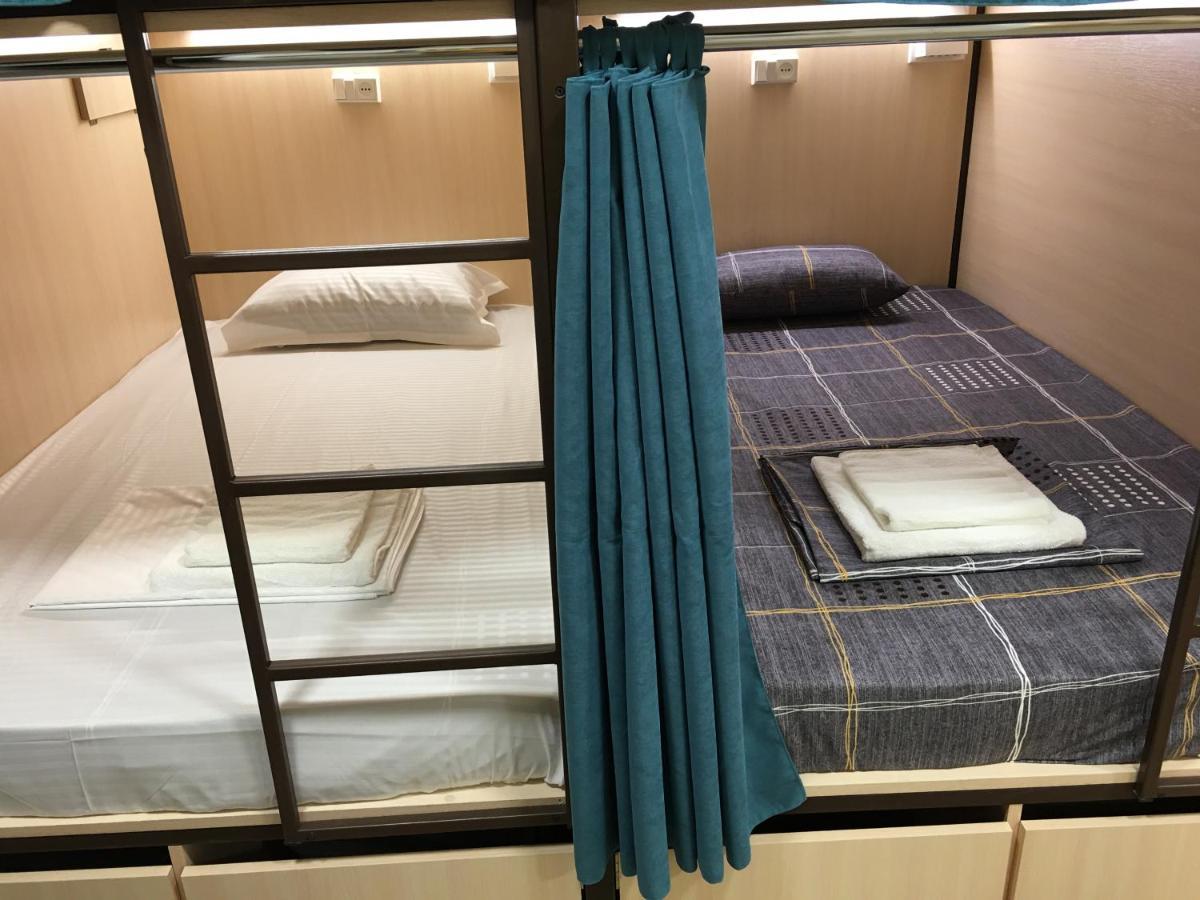 Bonvenon Capsule Hostel Jereván Kültér fotó