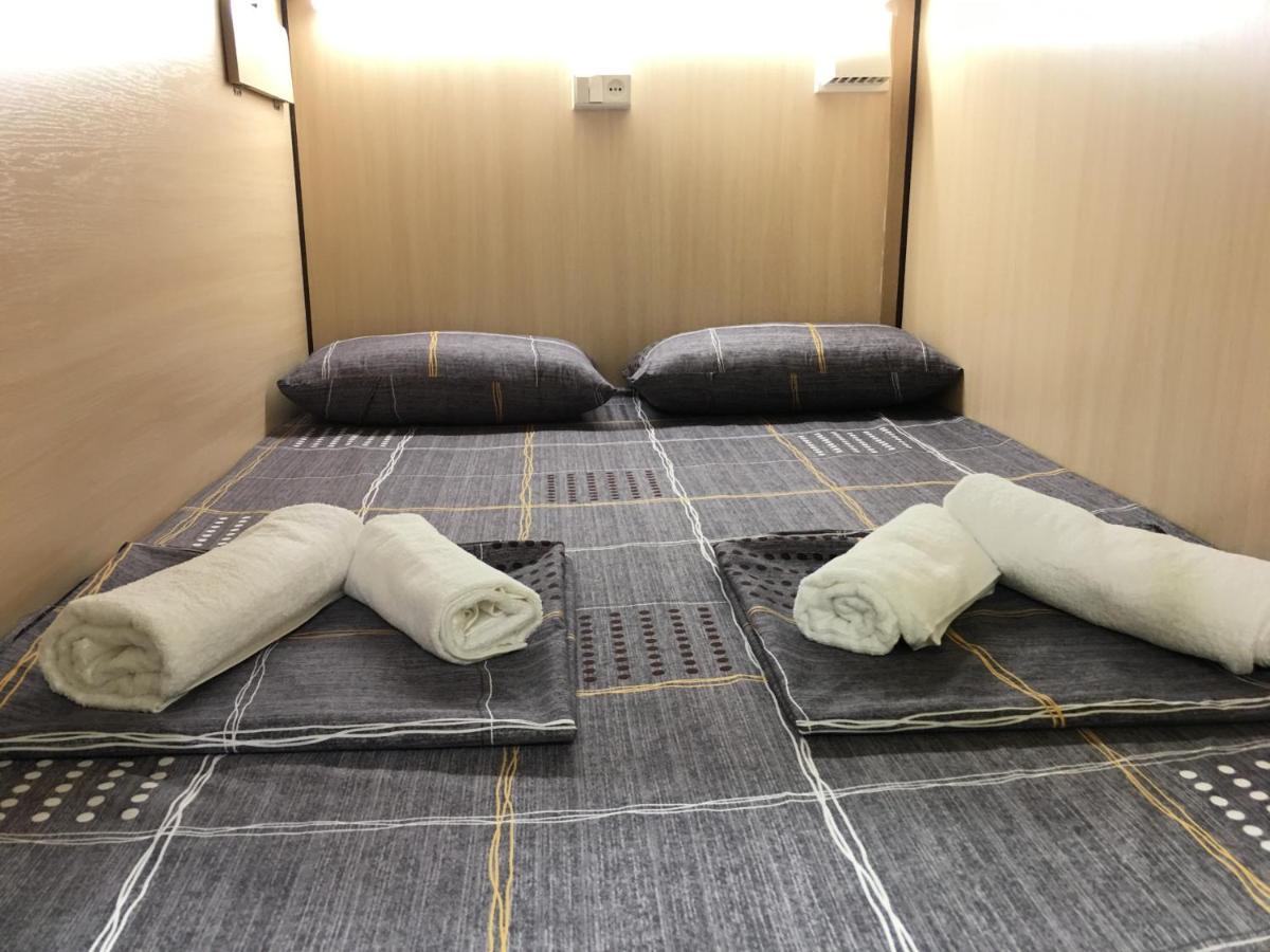 Bonvenon Capsule Hostel Jereván Kültér fotó