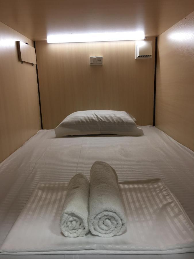 Bonvenon Capsule Hostel Jereván Kültér fotó