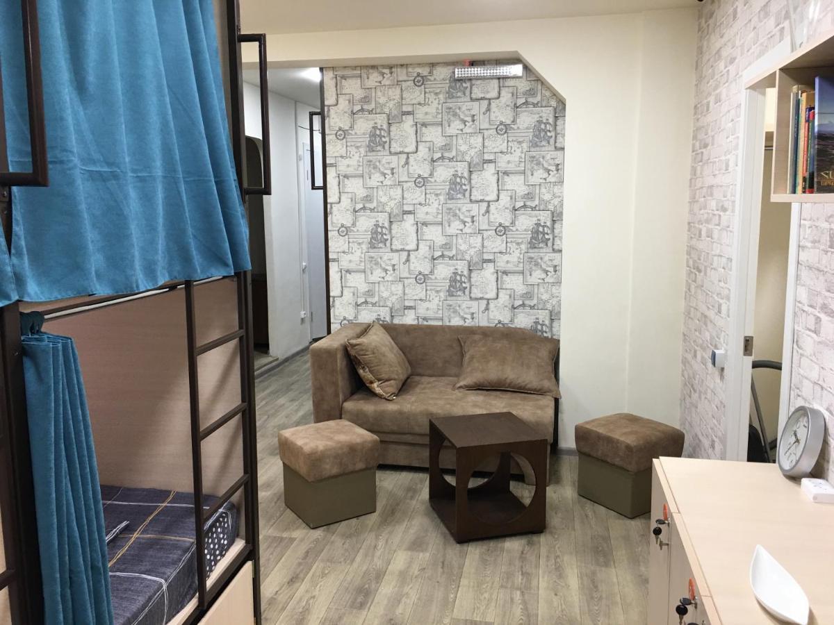 Bonvenon Capsule Hostel Jereván Kültér fotó