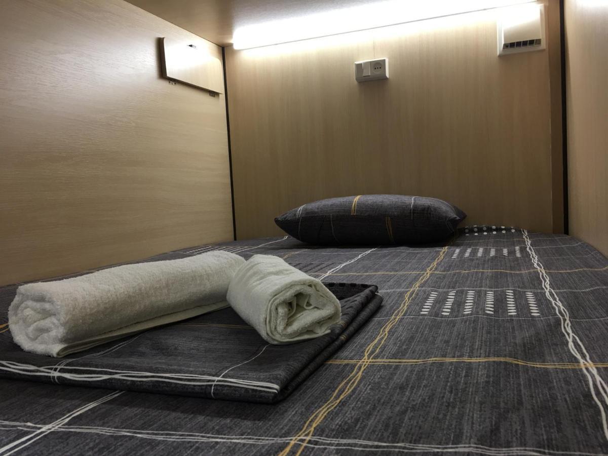Bonvenon Capsule Hostel Jereván Kültér fotó