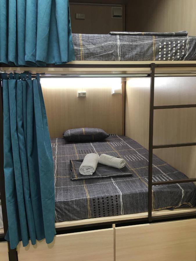 Bonvenon Capsule Hostel Jereván Kültér fotó