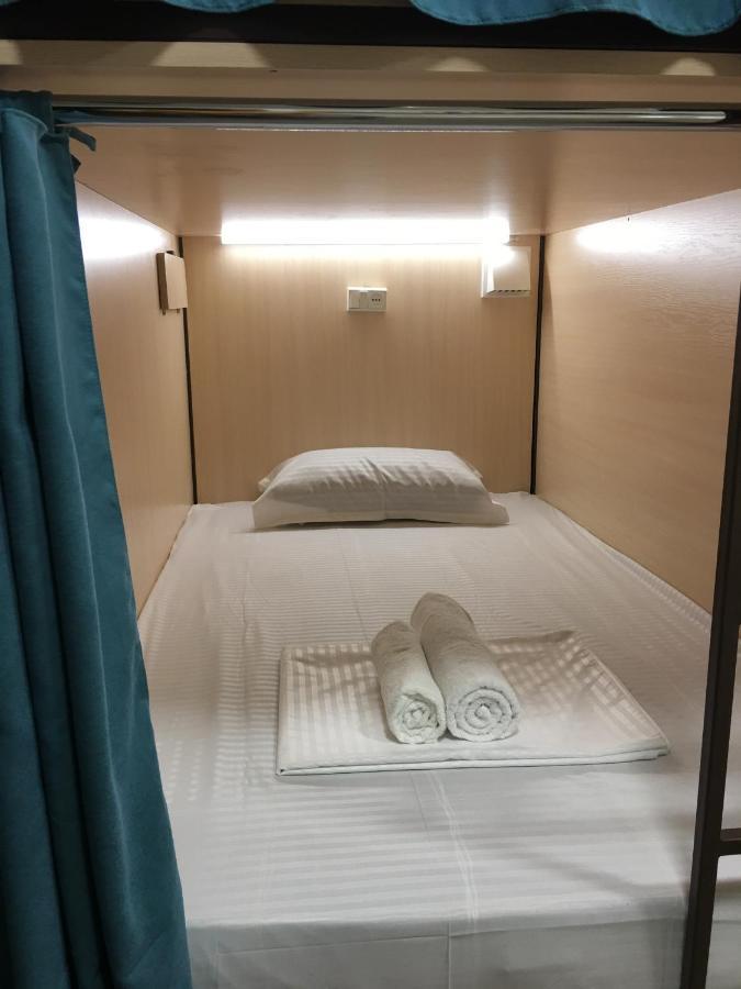Bonvenon Capsule Hostel Jereván Kültér fotó