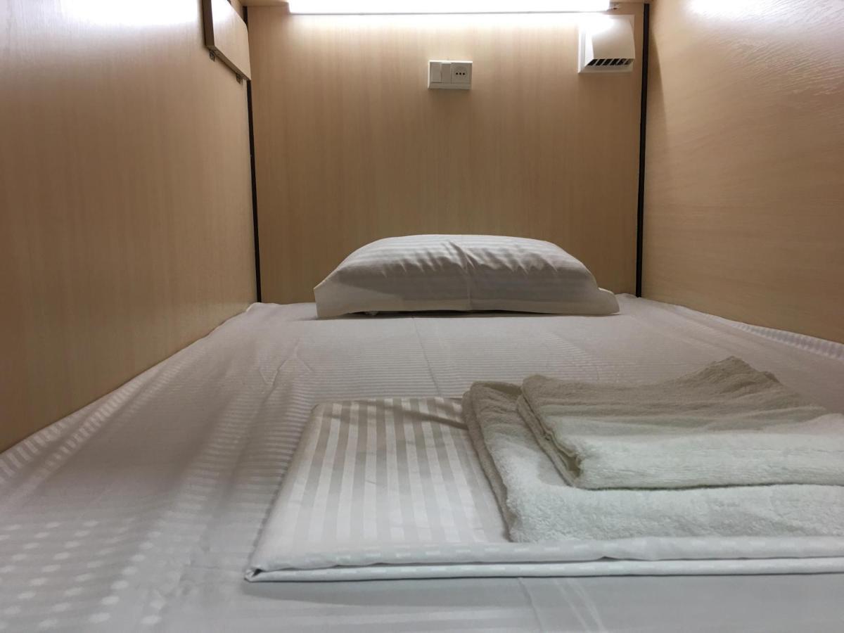 Bonvenon Capsule Hostel Jereván Kültér fotó