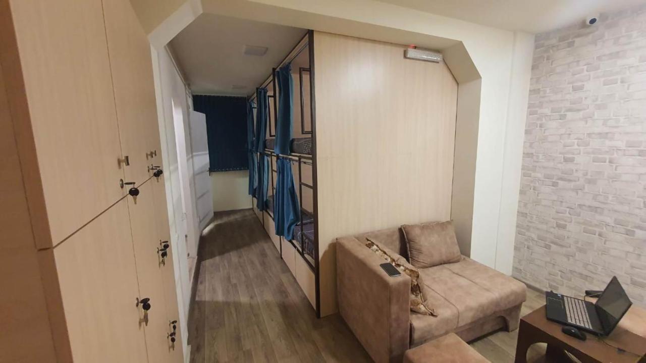 Bonvenon Capsule Hostel Jereván Kültér fotó