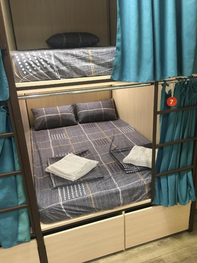 Bonvenon Capsule Hostel Jereván Kültér fotó