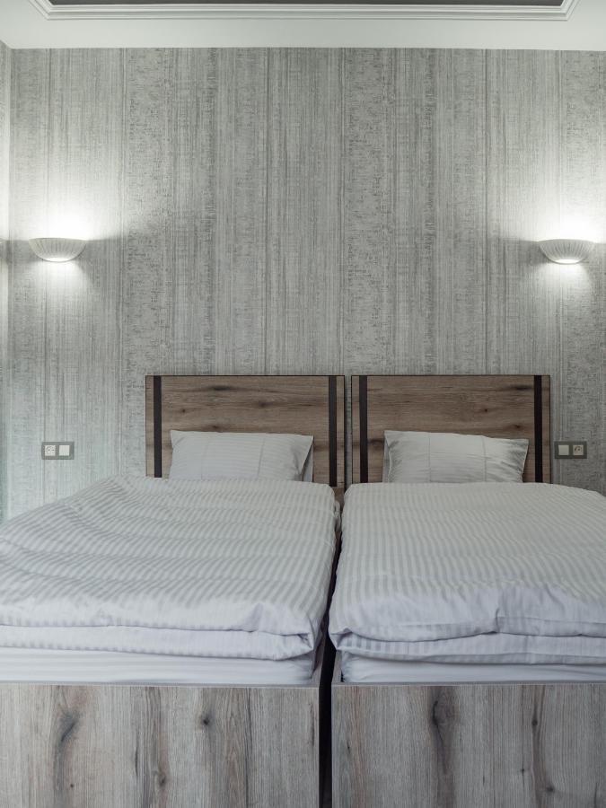Bonvenon Capsule Hostel Jereván Kültér fotó