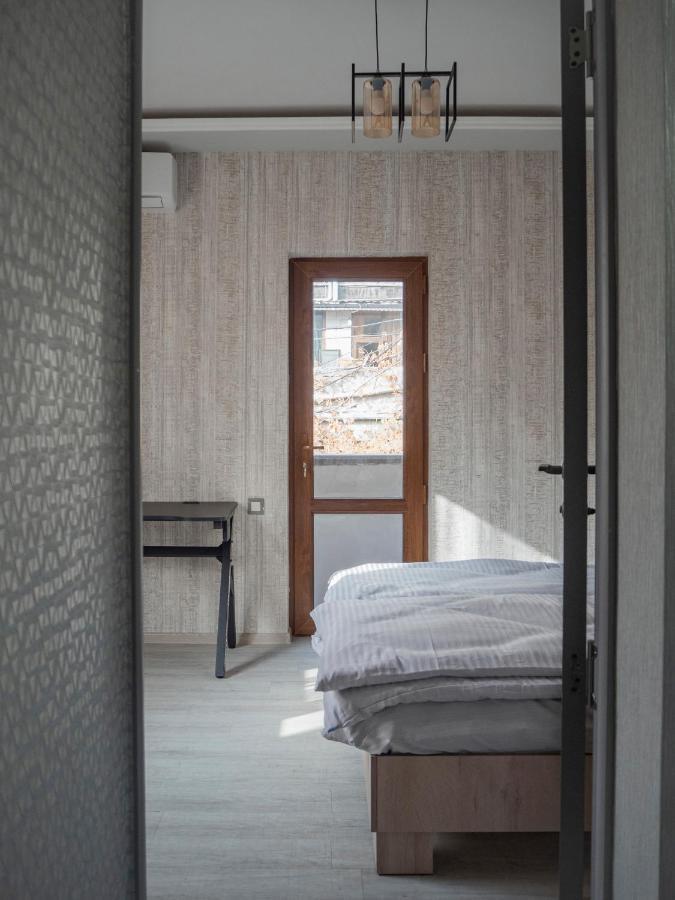 Bonvenon Capsule Hostel Jereván Kültér fotó
