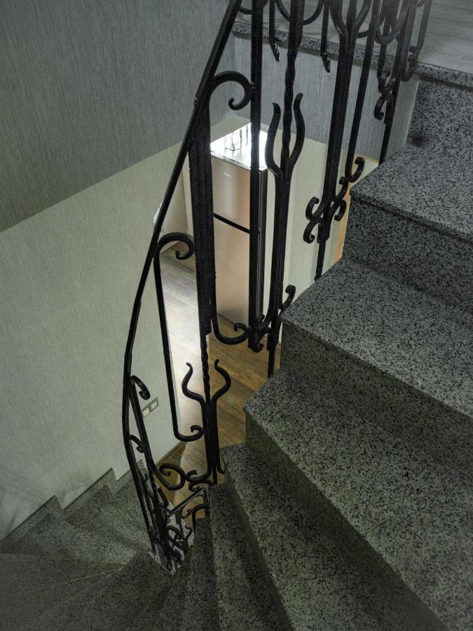 Bonvenon Capsule Hostel Jereván Kültér fotó