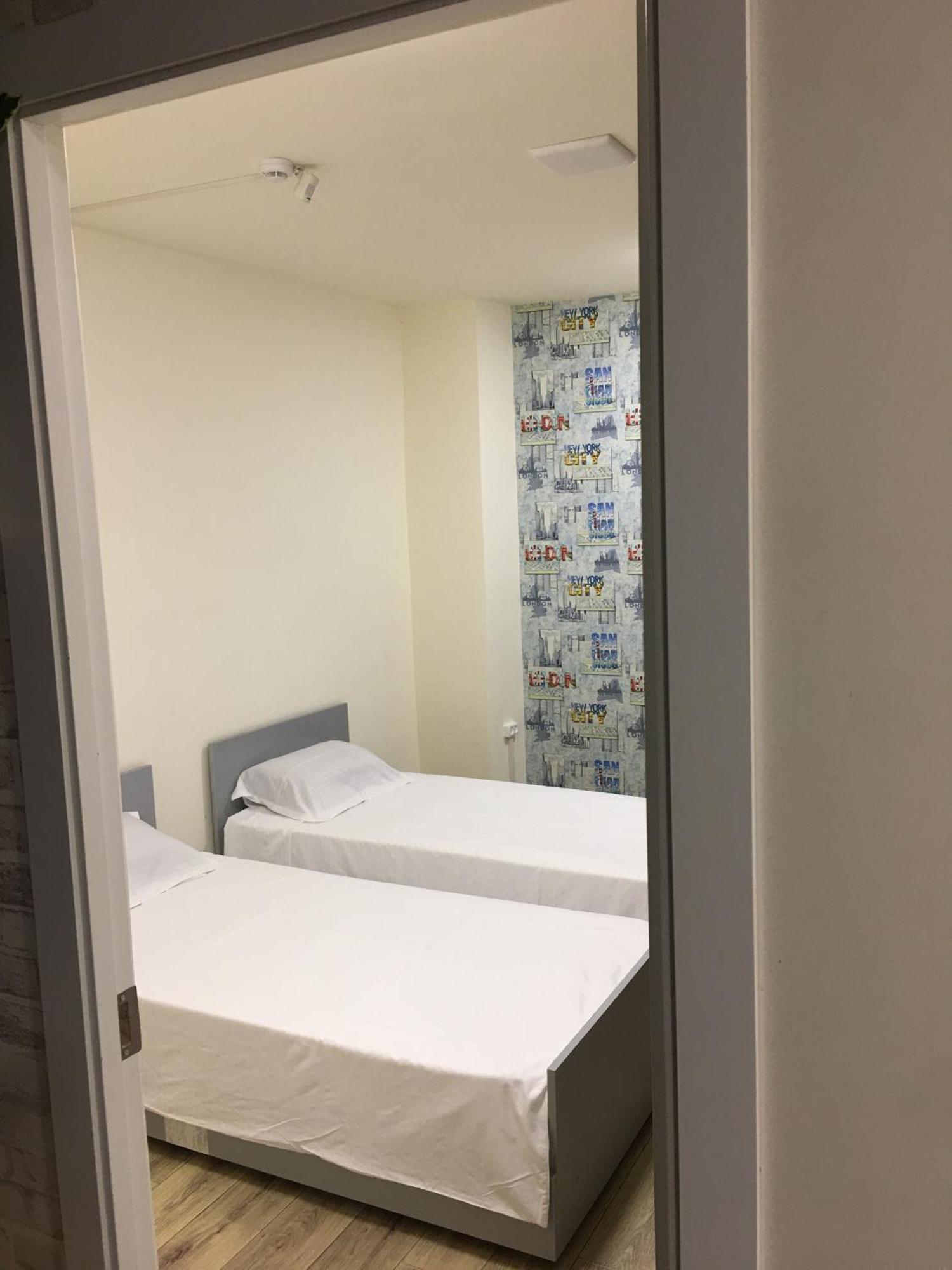 Bonvenon Capsule Hostel Jereván Kültér fotó